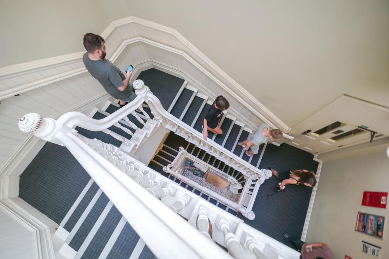 Auberge de jeunesse Nomads Capital Backpackers - Wellington (Adults Only) Extérieur photo Interior of the school